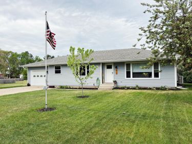 615 3rd Street W, Park Rapids, MN 56470