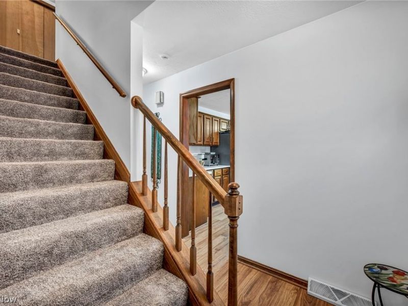 319 Greenwood Court, Elyria, OH 44035 Photo 25