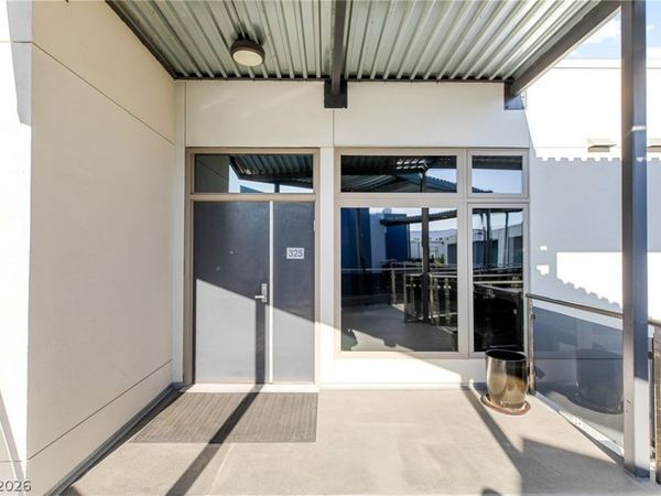 8925 W Flamingo Road , Unit 325, Las Vegas, NV 89147