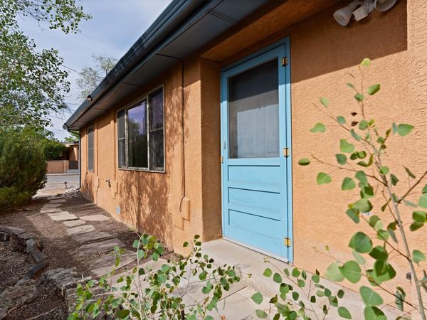 933 Dunlap , Santa Fe, NM 87501