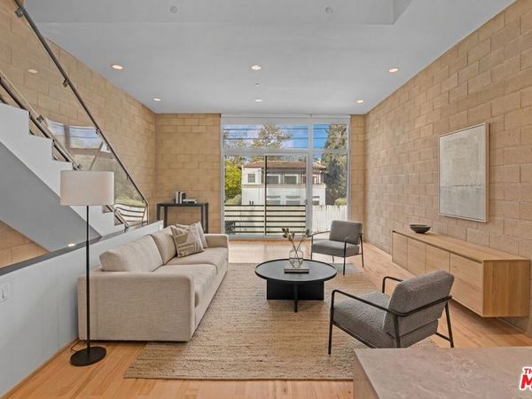 717 N Highland Avenue, Unit 16, Los Angeles, CA 90038
