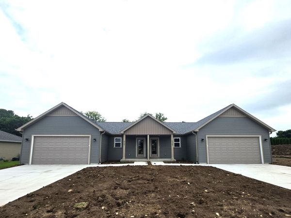 937 Pheasant Run, Lomira, WI 53048
