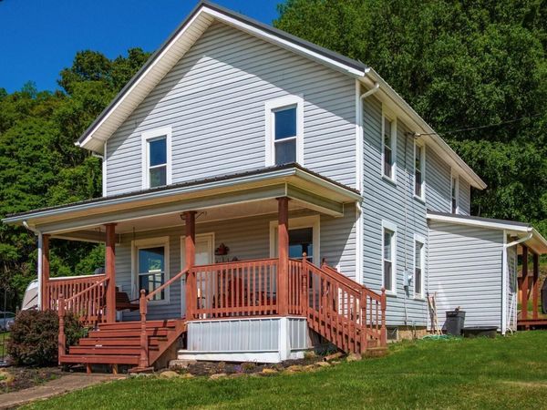 9945 Raiders Road , Frazeysburg, OH 43822