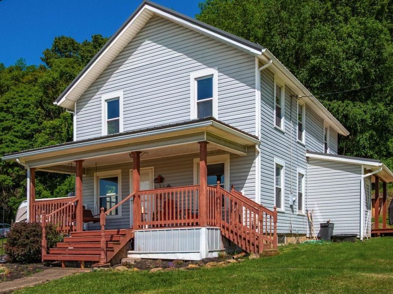 9945 Raiders Road, Frazeysburg, OH 43822 Photo 1