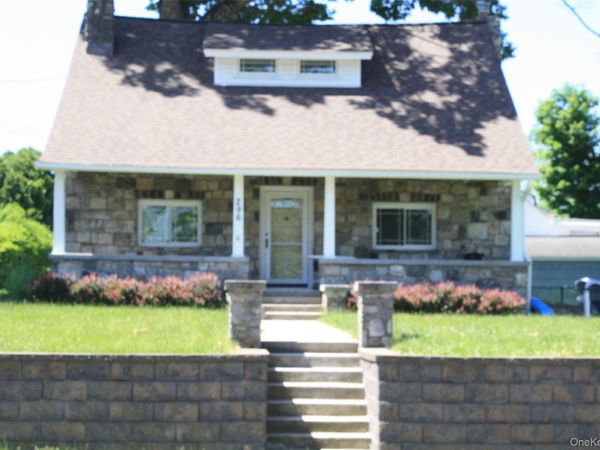296 Lakeshore Drive E, Carmel, NY 10512