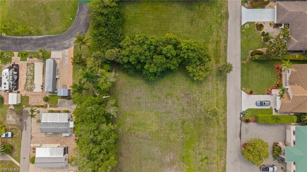 3090 Pine Tree Dr , Bonita Springs, FL 34134 Photo