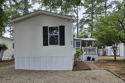 418 Delton Dr. photo 4