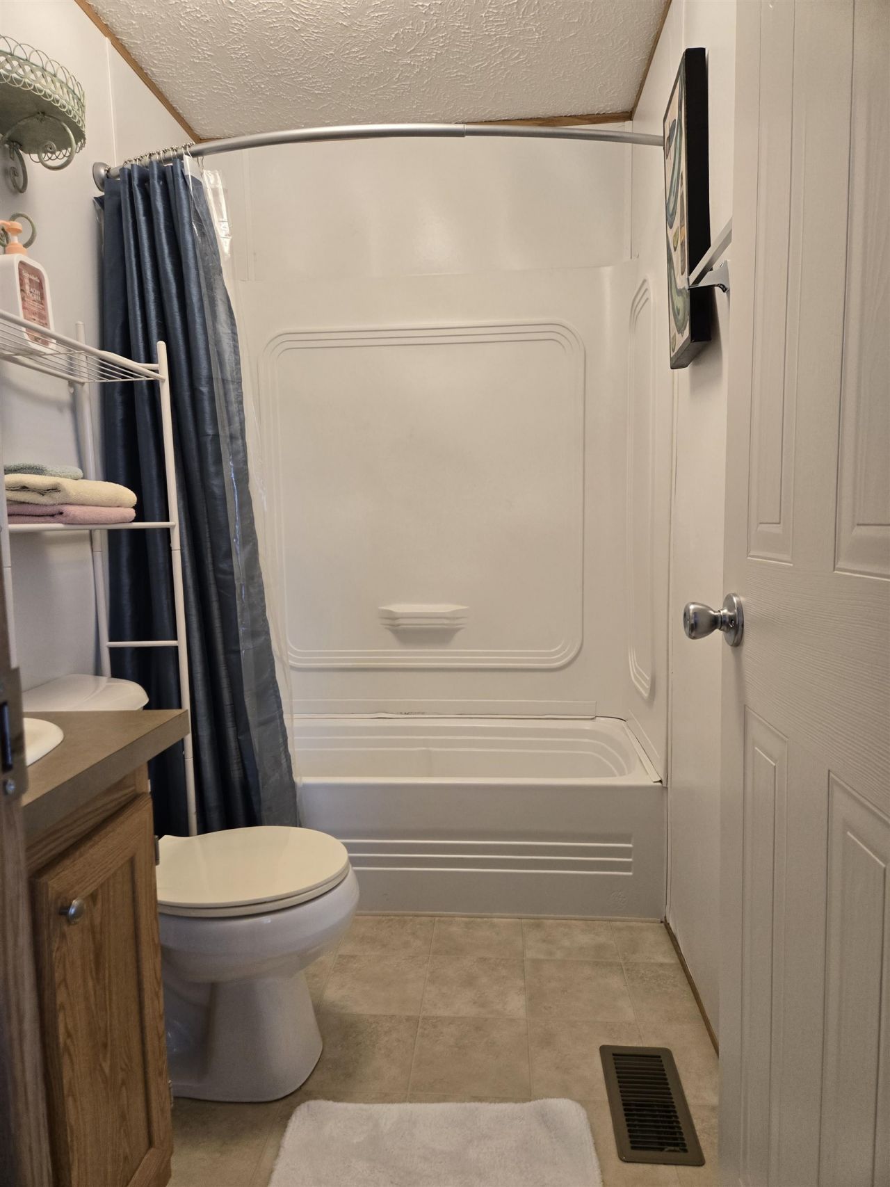 418 Delton Dr. Photo 35