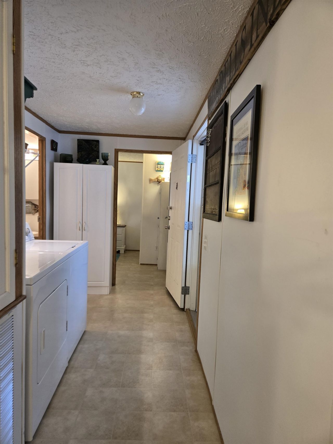 418 Delton Dr. Photo 36