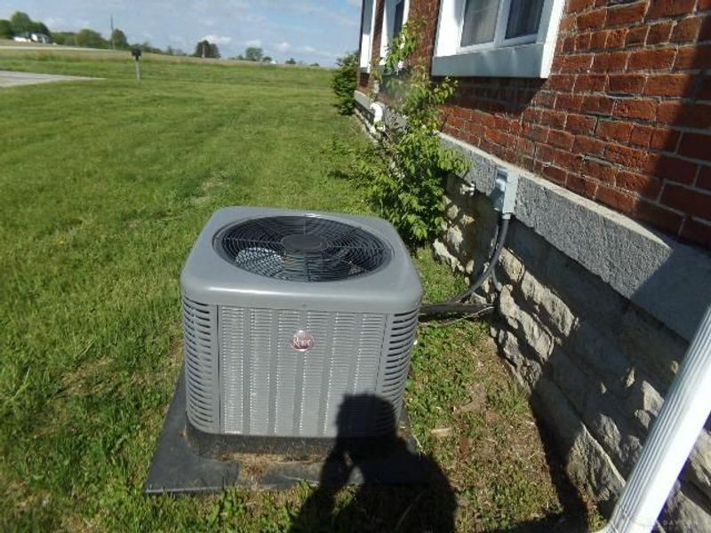 9681 N Spiker Road, Piqua, OH 45356 Photo 3