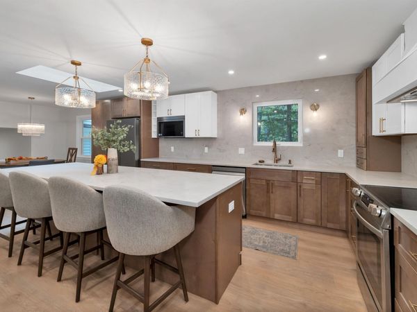7 Loon Street, Wolfeboro, NH 03894
