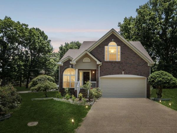1001 Brookside Woods Blvd, Hermitage, TN 37076