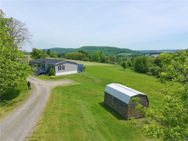 4 Carpenter Avenue, New Berlin, NY 13411