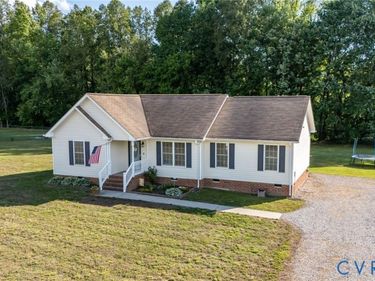 9825 Cedar Lane, Disputanta, VA 23842