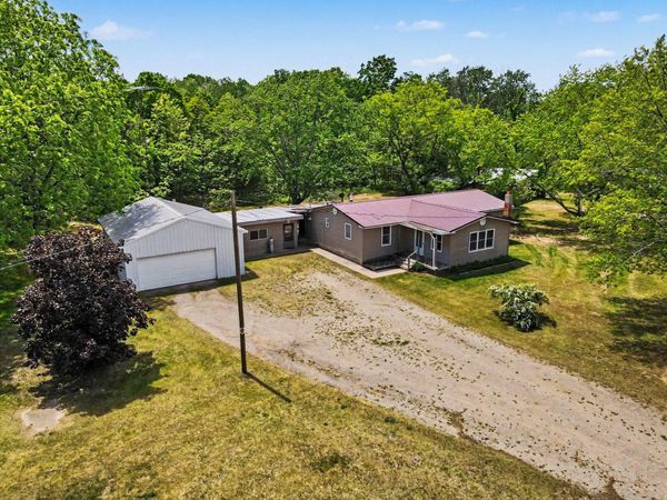 3599 S Maple Island Road, Hesperia, MI 49421