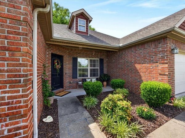 11756 Club House Parkway, Farmington, AR 72730