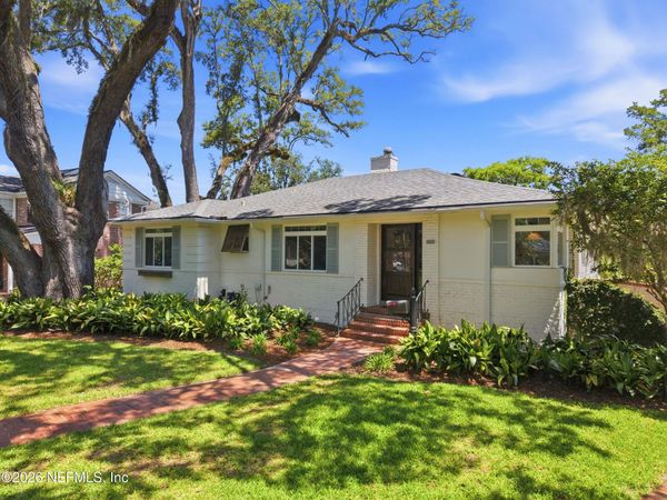 943 BROOKWOOD Road, Jacksonville, FL 32207