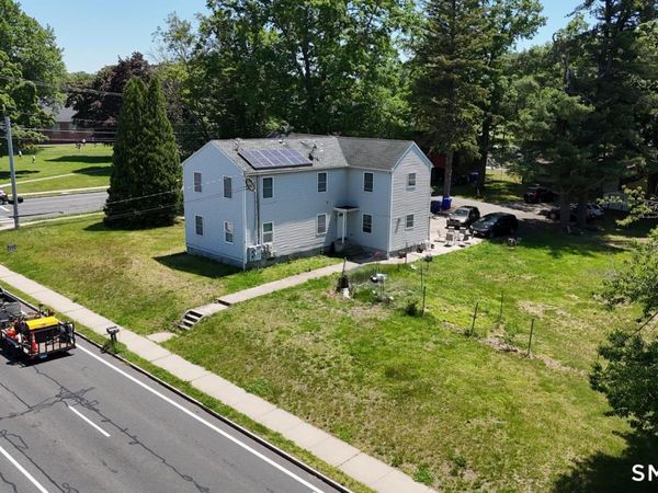 987 Silver , East Hartford, CT 06118