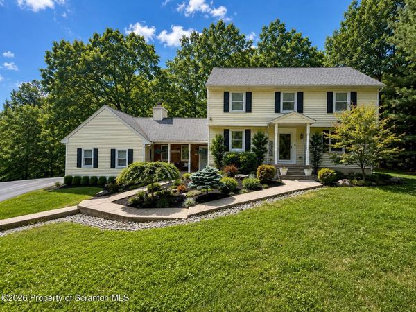 121 Wyndham Drive , Cresco, PA 18326