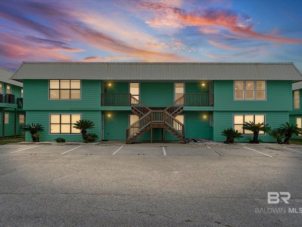 979 W Lagoon Avenue, Unit B4, Gulf Shores, AL 36542