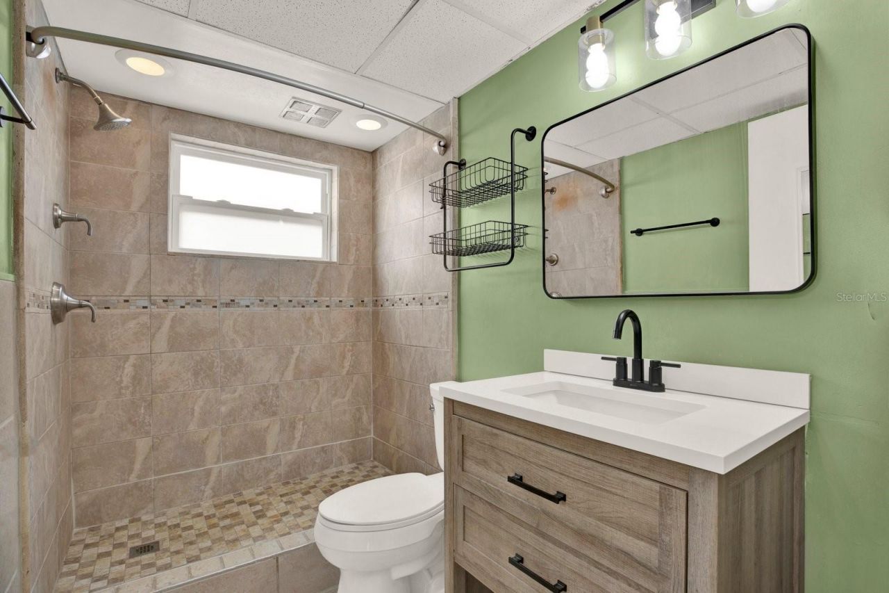 6360 1st Street N, Unit 103, Saint Petersburg, FL 33702 Photo