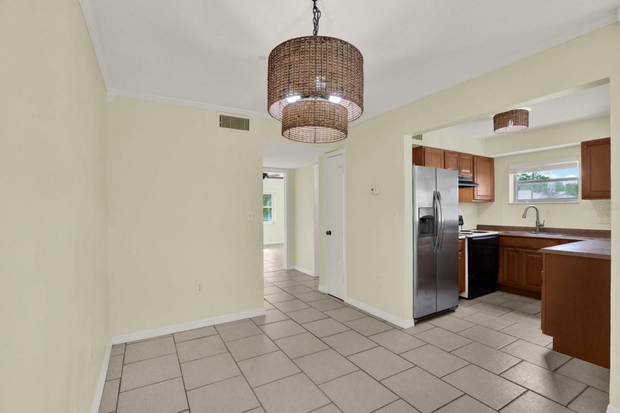 6360 1st Street N, Unit 103, Saint Petersburg, FL 33702 Photo