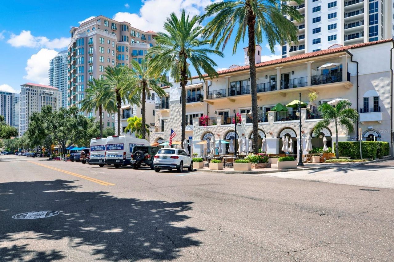 6360 1st Street N, Unit 103, Saint Petersburg, FL 33702 Photo