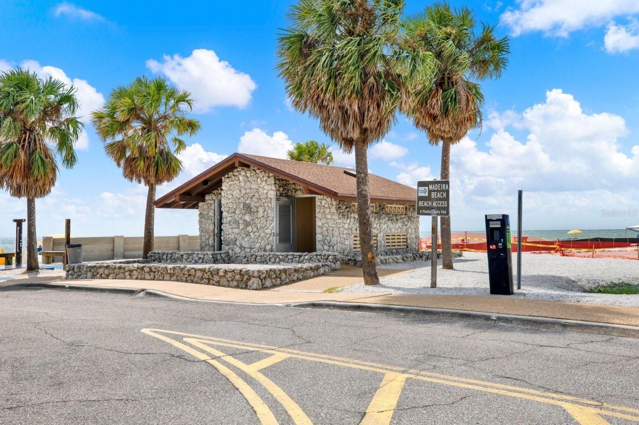 6360 1st Street N, Unit 103, Saint Petersburg, FL 33702 Photo