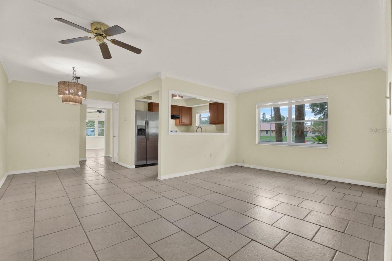 6360 1st Street N, Unit 103, Saint Petersburg, FL 33702 Photo