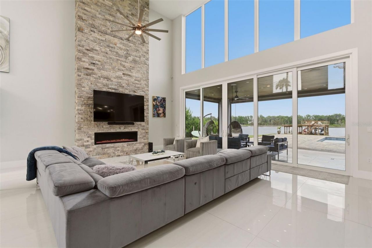 9889 Lake Georgia Drive, Orlando, FL 32817 Photo