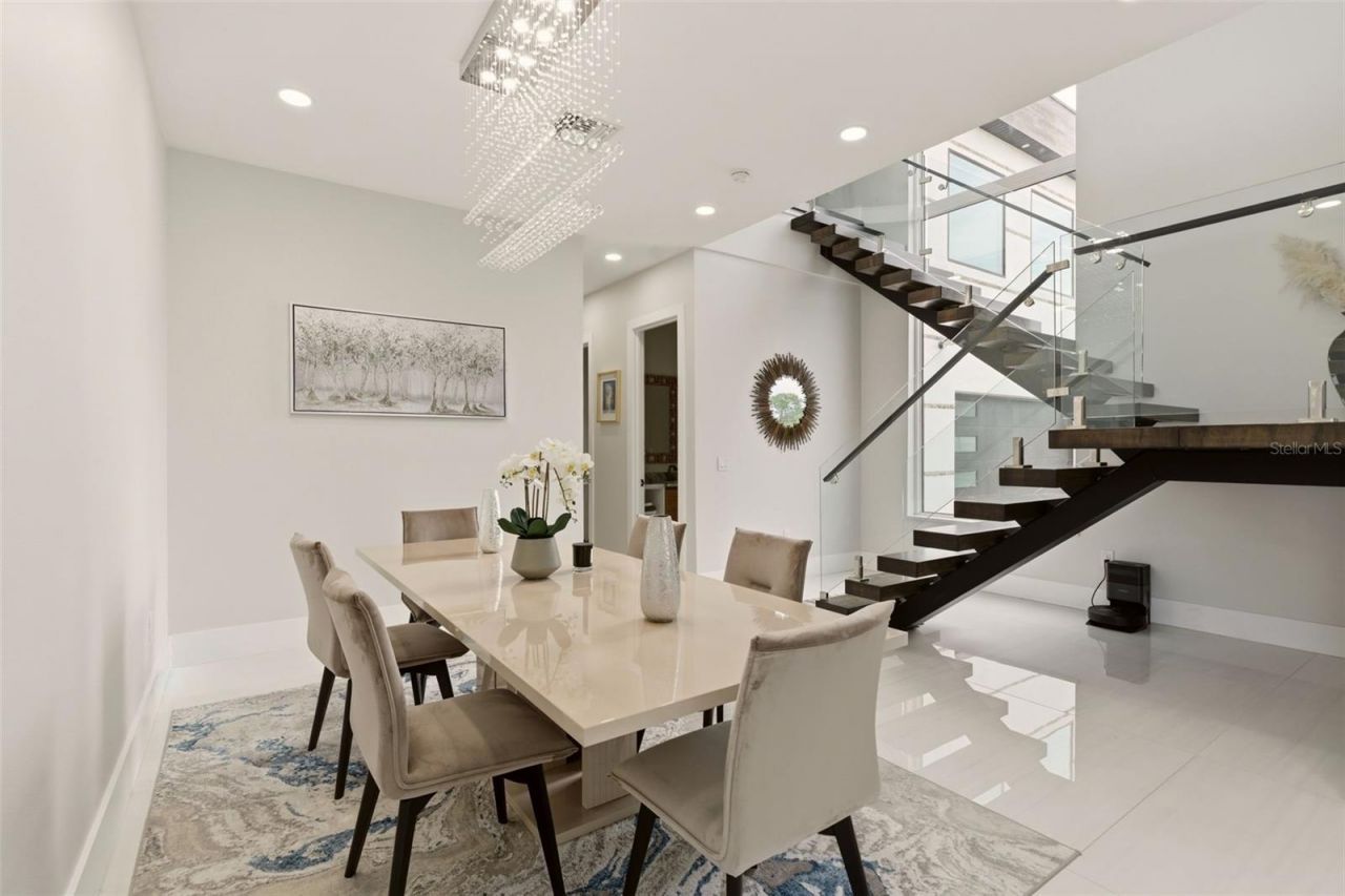 9889 Lake Georgia Drive, Orlando, FL 32817 Photo