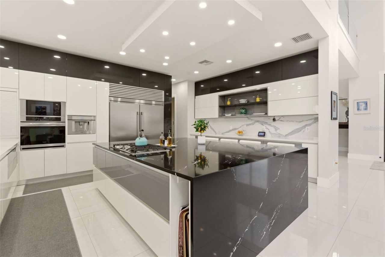 9889 Lake Georgia Drive, Orlando, FL 32817 Photo