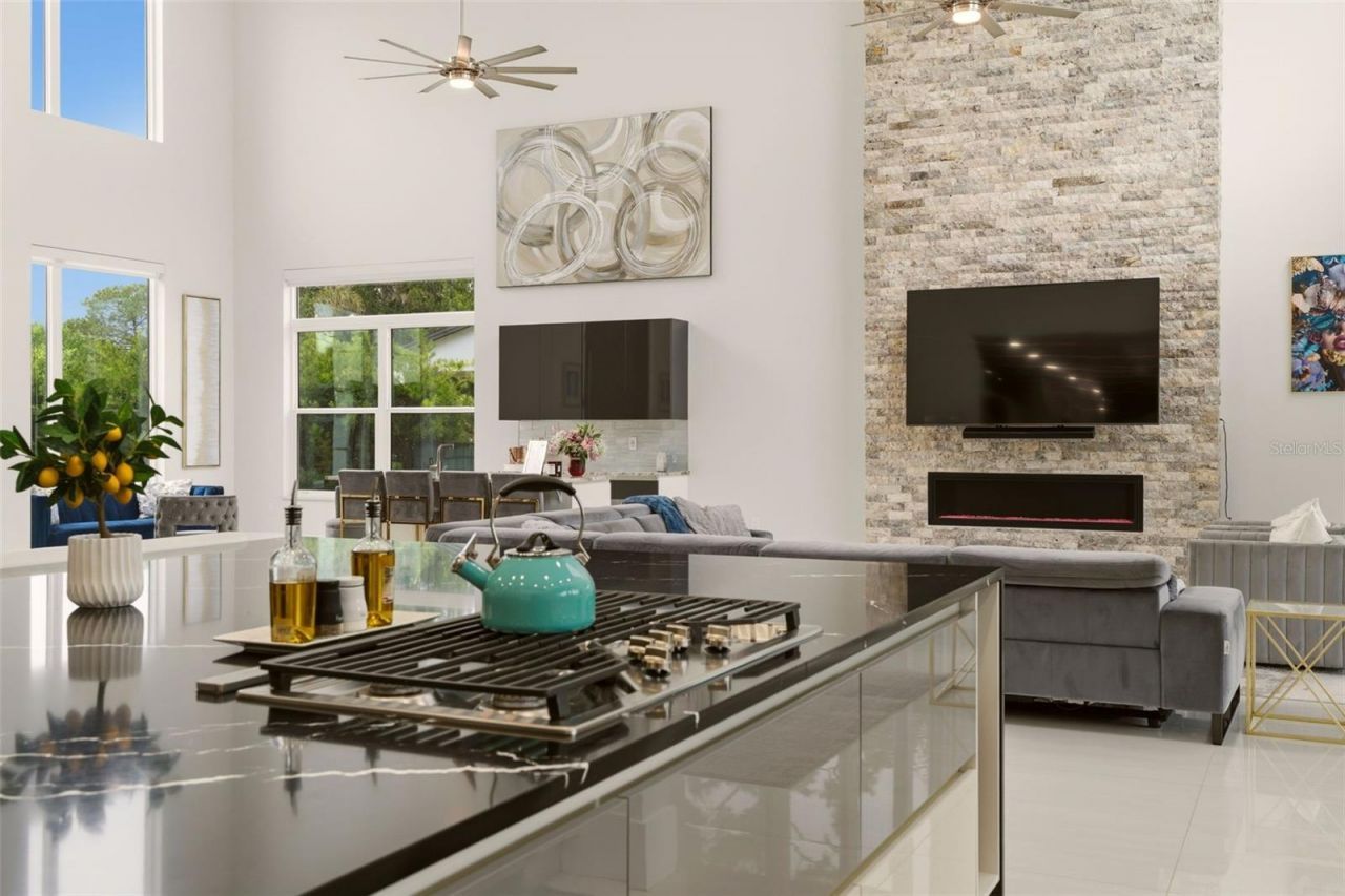 9889 Lake Georgia Drive, Orlando, FL 32817 Photo