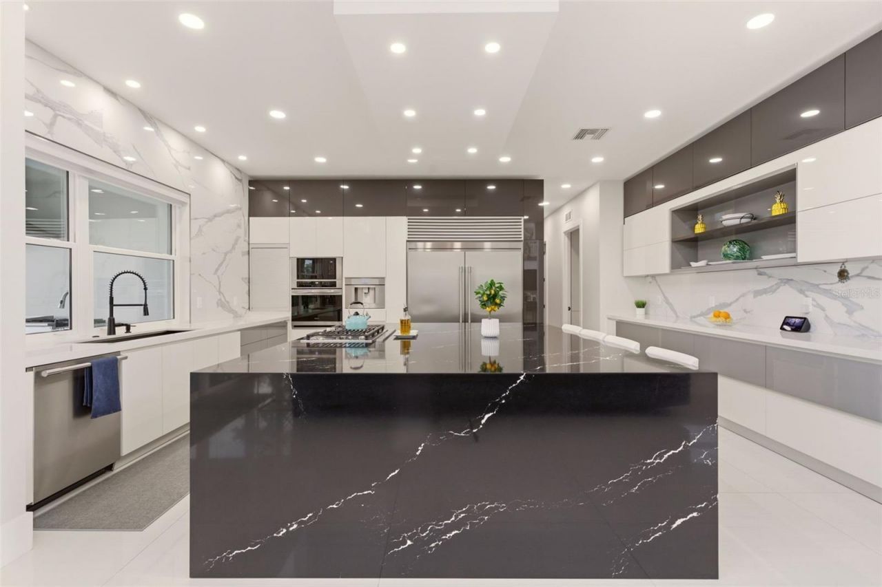 9889 Lake Georgia Drive, Orlando, FL 32817 Photo