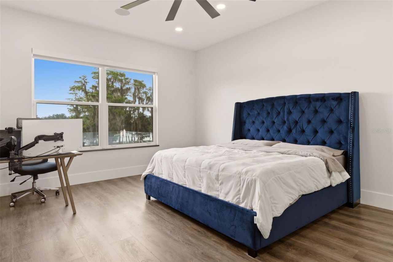 9889 Lake Georgia Drive, Orlando, FL 32817 Photo
