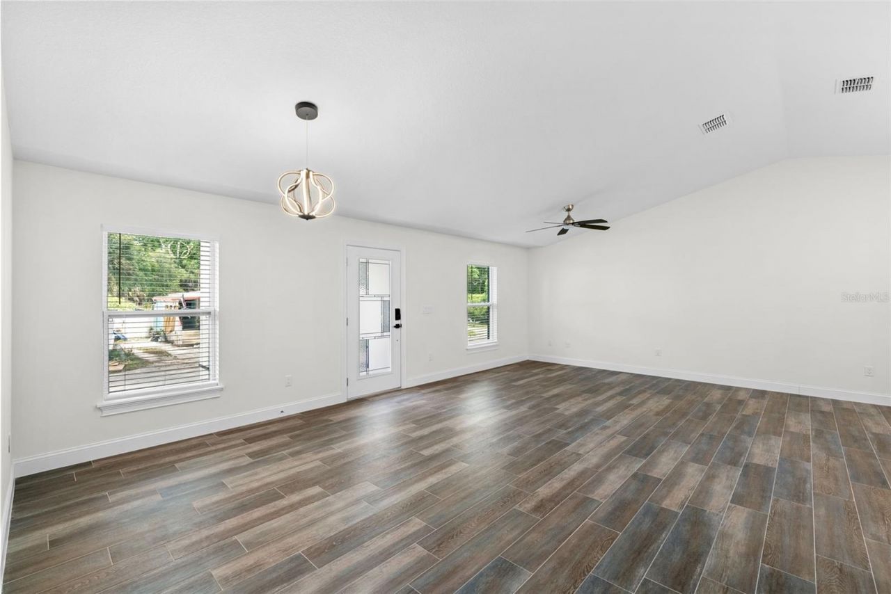 5160 80th Way N, Saint Petersburg, FL 33709 Photo