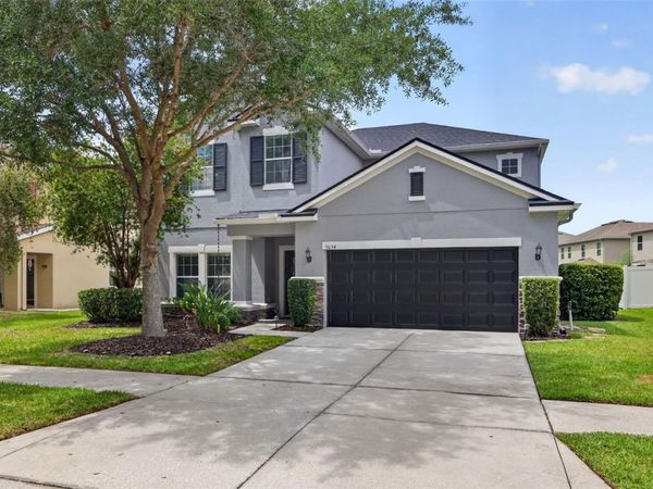9634 OAK GLADE AVENUE, TAMPA, FL 33647