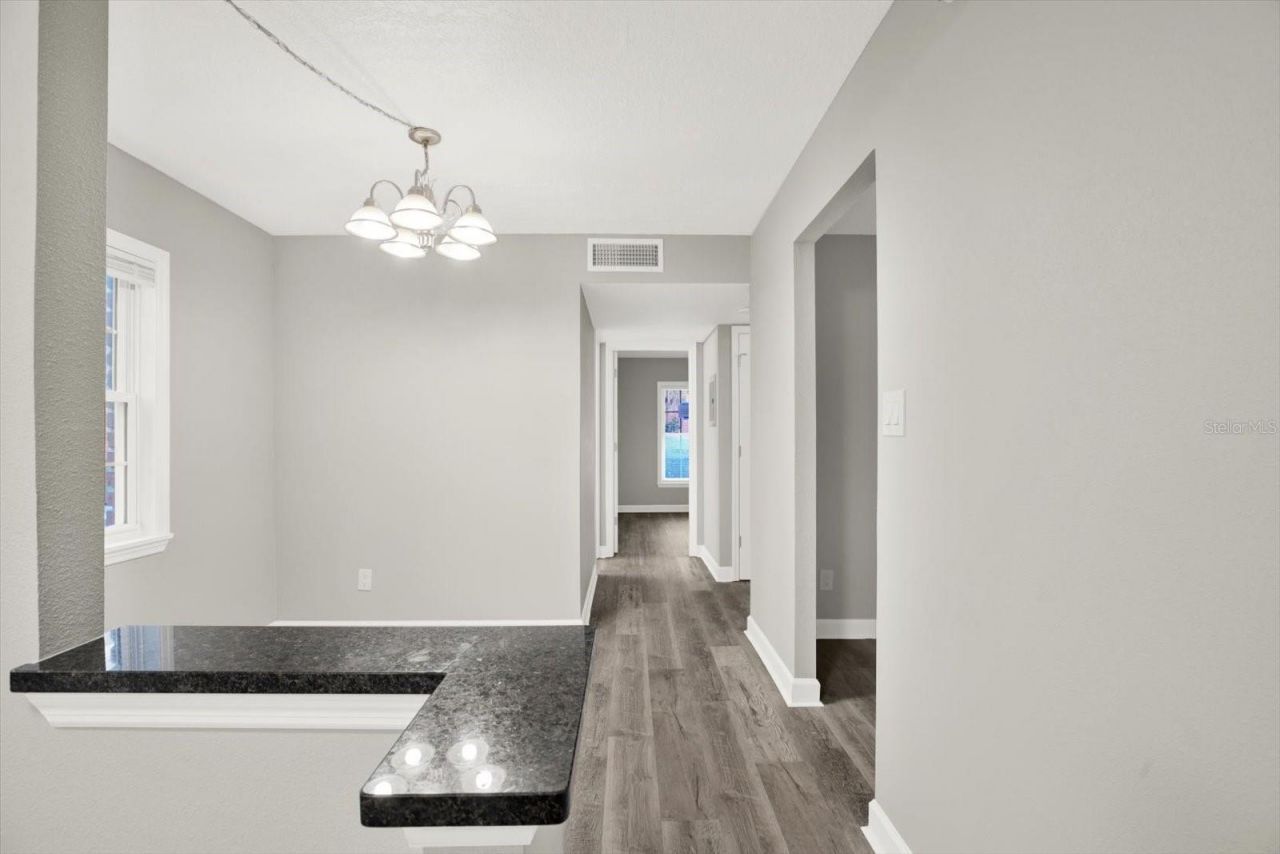 8345 13th Street N, Unit B, Saint Petersburg, FL 33702 Photo