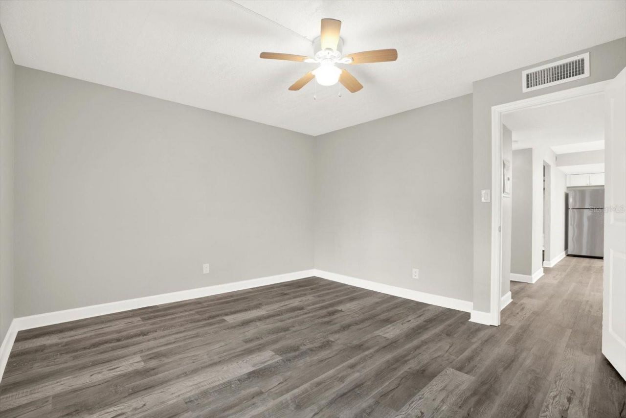 8345 13th Street N, Unit B, Saint Petersburg, FL 33702 Photo