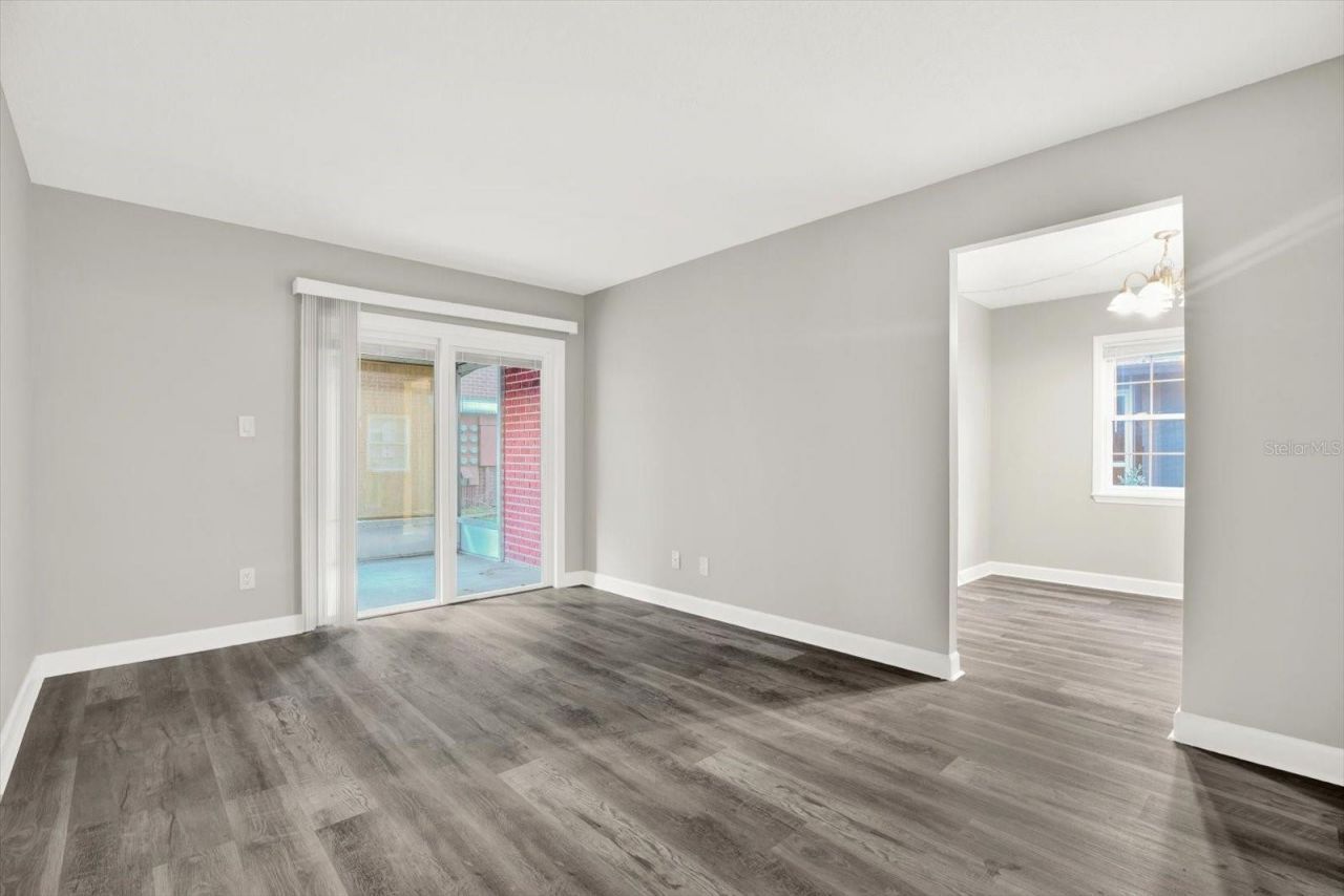 8345 13th Street N, Unit B, Saint Petersburg, FL 33702 Photo