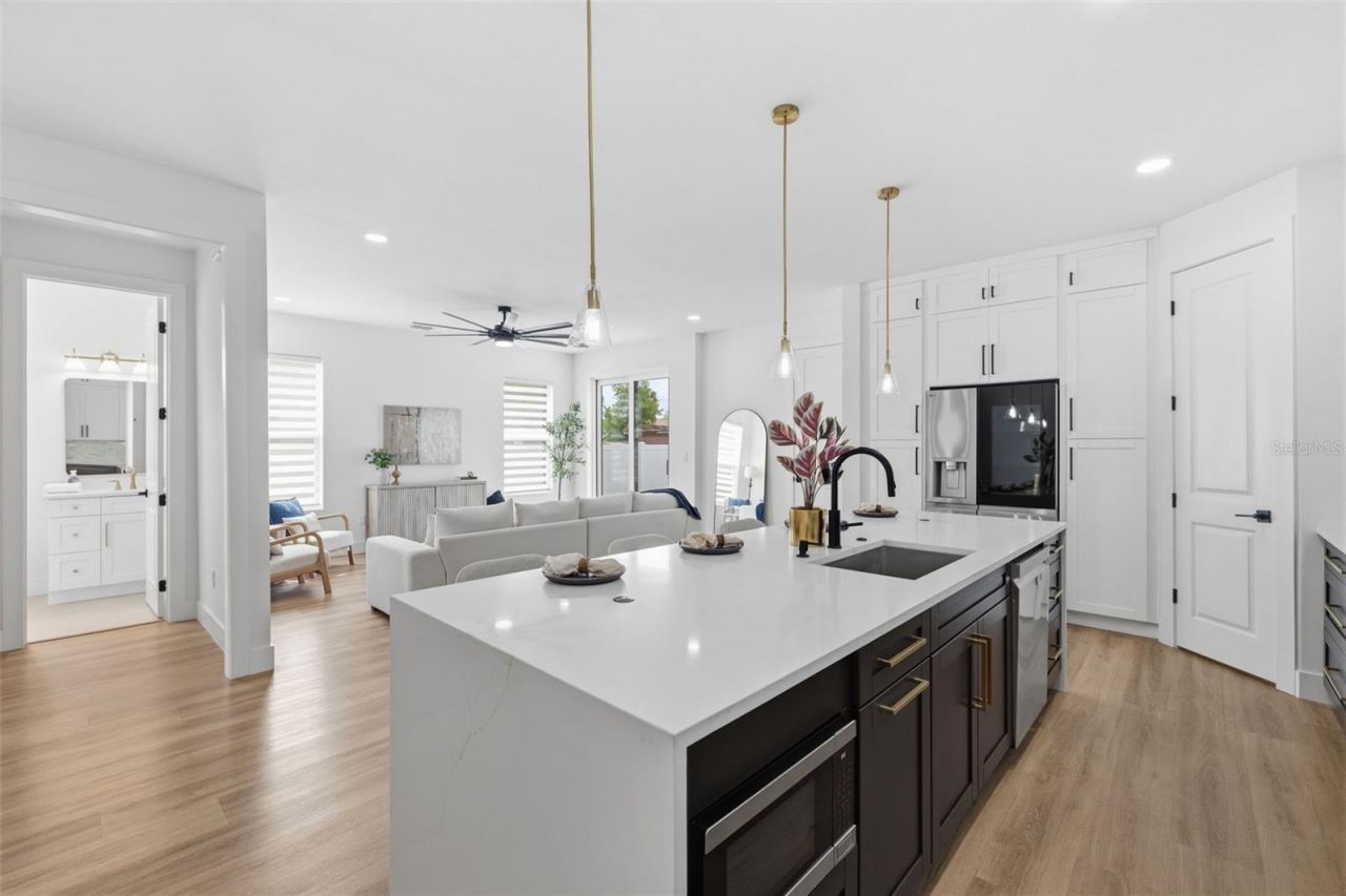 2328 W La Salle Street , Tampa, FL 33607 Photo