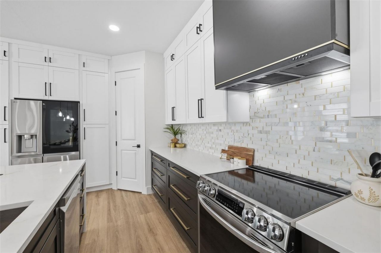 2328 W La Salle Street , Tampa, FL 33607 Photo