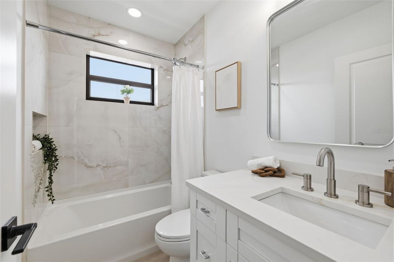 2328 W La Salle Street , Tampa, FL 33607 Photo
