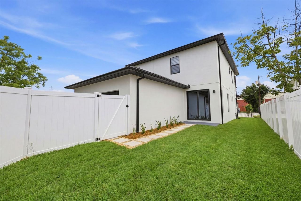 2328 W La Salle Street , Tampa, FL 33607 Photo