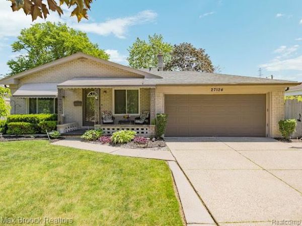 27124 Bradner Drive , Warren, MI 48088