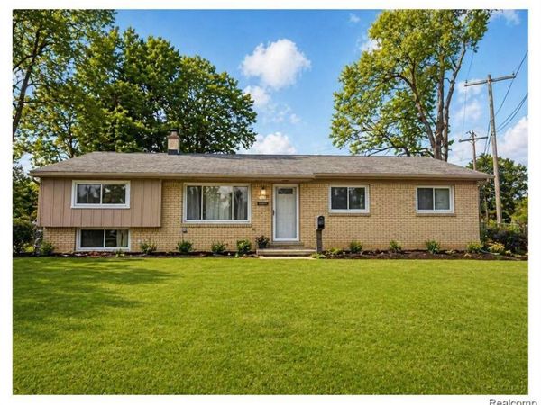 11360 Deno Court , Sterling Heights, MI 48314