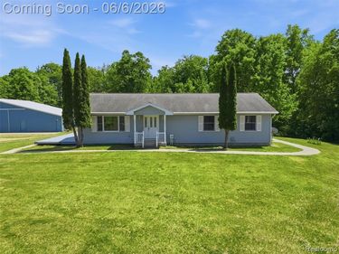 12121 Ladd Road, Norvell Twp, MI 49230