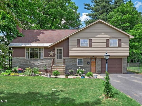 2153 Van Wormer Road, Schenectady, NY 12303