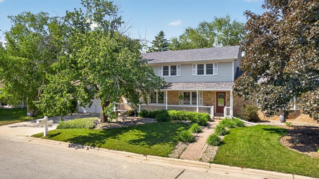 805 5th Street NW, Kasson, MN 55944
