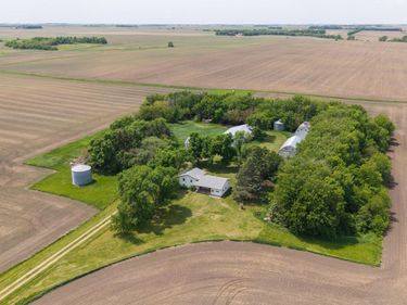 1739 290th Avenue, Tracy, MN 56175